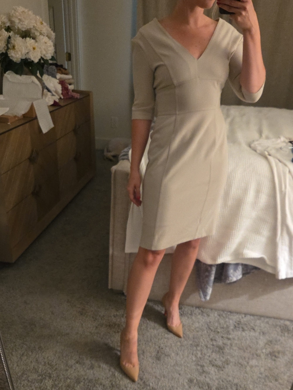 Burberry Tan Tailored V-Neck Sheath Midi Dress Women's Size 8 - Picture 12 of 16